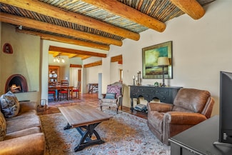 1387 Camino Corto, Santa Fe, NM 87501