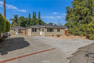13451 Oak Ln, Santa Ana, CA 92705