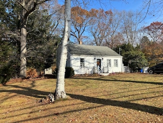 222 Mountain Rd, Ellington, CT 06029