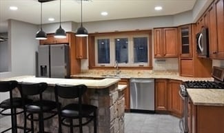 21 Skyview Ln Unit 2, Webster, MA 01570