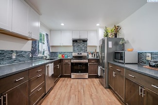 4004 S Jean St, Kennewick, WA 99337