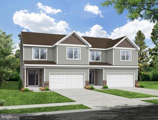 141 Sunglo Dr, Leesport, PA 19533