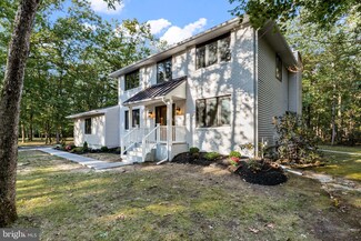 27 Bearhead Rd, Medford, NJ 08055