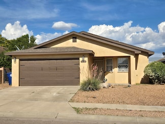 1612 Don Santos St SW, Albuquerque, NM 87121