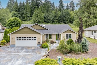 102 Argyle Ln, Port Ludlow, WA 98365