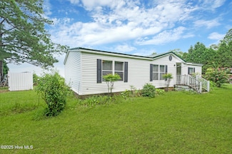 148 Driftwood Dr, Blounts Creek, NC 27814