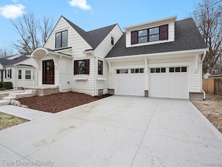 820 Oakridge Ave, Royal Oak, MI 48067