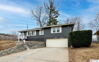 1303 Hansen Ave, Bellevue, NE 68005