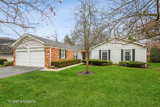 2030 Creekside Dr, Wheaton, IL 60189