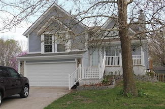 8005 W 149th St, Overland Park, KS 66223