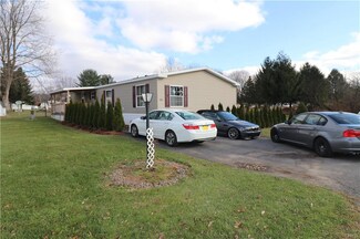 161 Country Meadows Dr, Frankfort, NY 13340