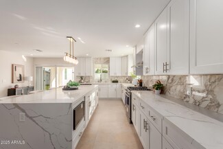 2129 S Los Feliz Dr, Tempe, AZ 85282