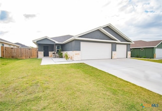 746 Freedom Cir, Nolanville, TX 76559