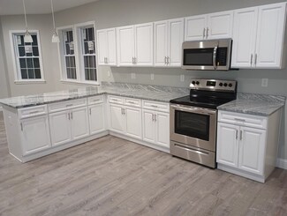 48 Houghton St, Worcester, MA 01604