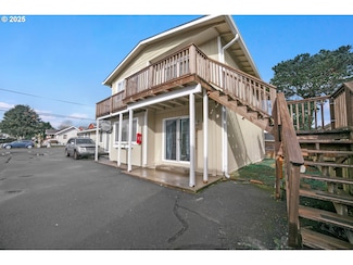 981 S Columbia St, Seaside, OR 97138