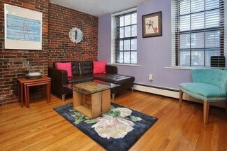 17 Grove St Unit 2, Boston, MA 02114