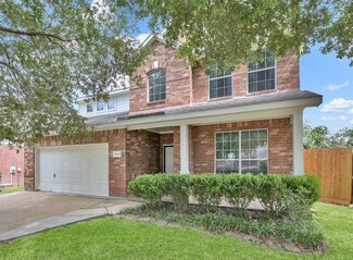 12111 Carol Ln, Pinehurst, TX 77362