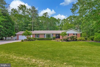 7251 Bond St, Saint Leonard, MD 20685