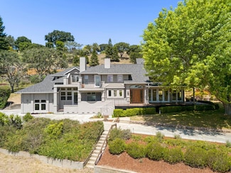 125 Orchard Heights Ln, Watsonville, CA 95076