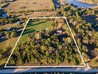 5220 1200 Rd, Fredonia, KS 66736