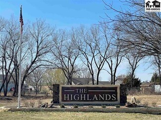 000 Paganica Pass, Hutchinson, KS 67502