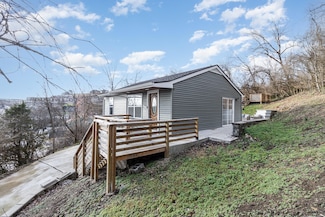 899 Worth St, Covington, KY 41011