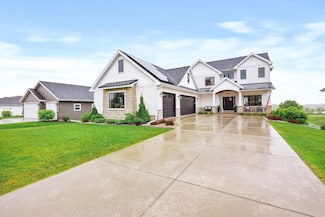 109 Glen View Rd, Mount Horeb, WI 53572