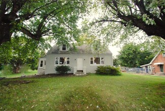 742 Krocks Ct, Allentown, PA 18106