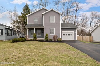 2038 Fiero Ave, Schenectady, NY 12303