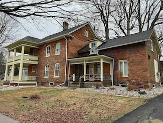 17 Pleasant St, Potsdam, NY 13676