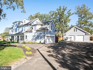 6709 S Benson Dr, Alexandria, VA 22306