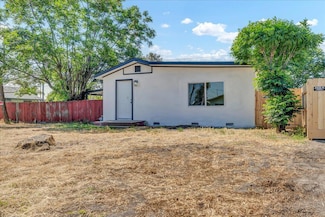 815 Hall Ave, Corcoran, CA 93212