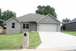 1600 Rehoboth Dr, Searcy, AR 72143