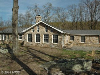 214 Greenstone Ln, Boyce, VA 22620