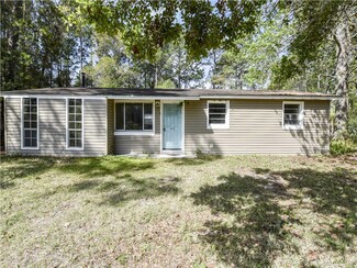 400 Bay City Rd, Apalachicola, FL 32320