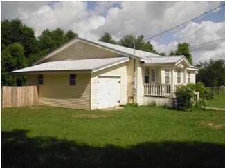 22275 Us Highway 331 N, Laurel Hill, FL 32567