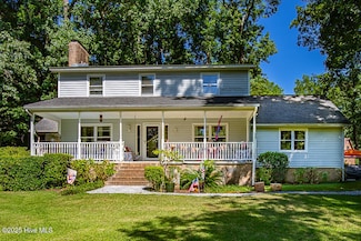 101 Hughes Ln, New Bern, NC 28560