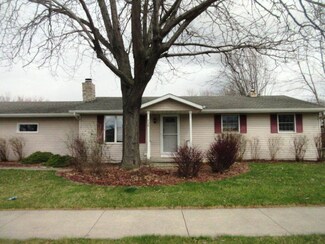 436 Orchard Ln, Little Chute, WI 54140