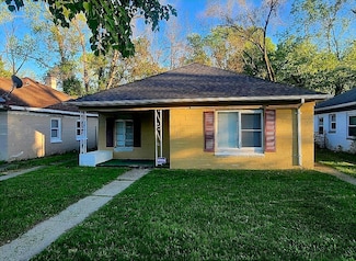 21327 Lyndon St, Detroit, MI 48223