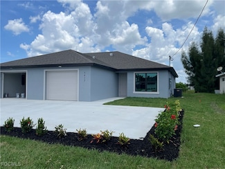 1419 Gleason Pkwy, Cape Coral, FL 33914