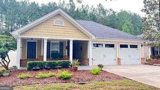 155 Cottage Club Dr, Locust Grove, GA 30248