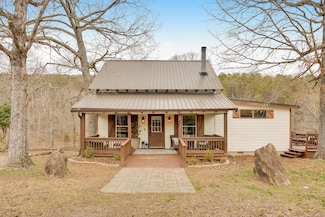 562 Lakeview Dr, Rising Fawn, GA 30738