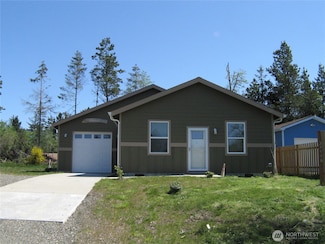 27510 X Ln, Ocean Park, WA 98640