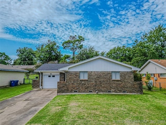 1709 Virginia Dr, McAlester, OK 74501