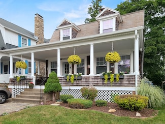 12 Elliott Ave, New London, CT 06320