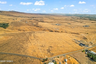NKA Solar Ln, Yakima, WA 98901