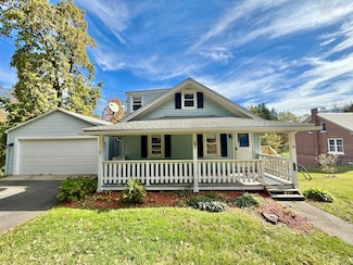 8 Main St N, Bethlehem, CT 06751