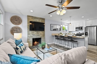3634 Morlan St, San Diego, CA 92117