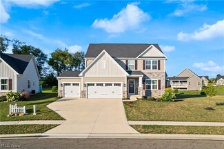 1325 Fountain View St NE, Canton, OH 44721