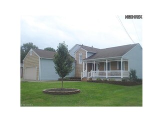 5454 Hazlett Dr NE, Magnolia, OH 44643